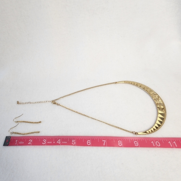 C.L.O.V.E.R Goldplated Necklace & Earring Set - Picture 3 of 8